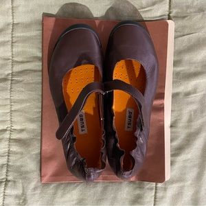 Tsubo Mary Jane Flats Size 9